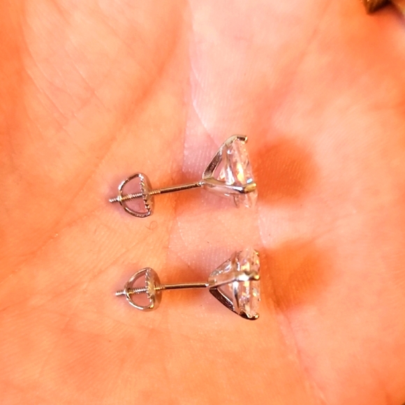 2 Carat Moissanite LARGE Sterling Silver Stud Earrings - Picture 4 of 7